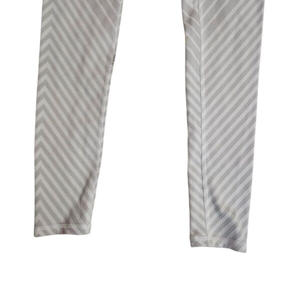 Alo Yoga‎ Gray Striped High Waisted Leggings Sz XS - Picture 8 of 12